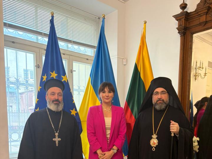 egzarchas ir ambasadore